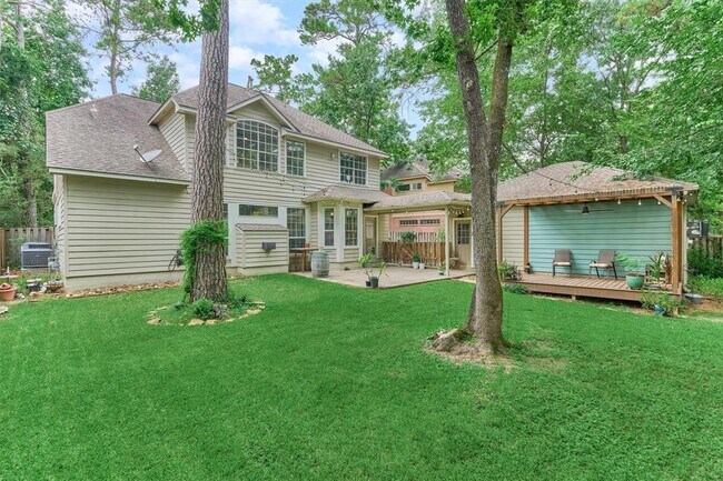 Building Photo - 46 Pinepath Pl