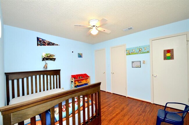 Building Photo - 3307 Long Hollow Ct