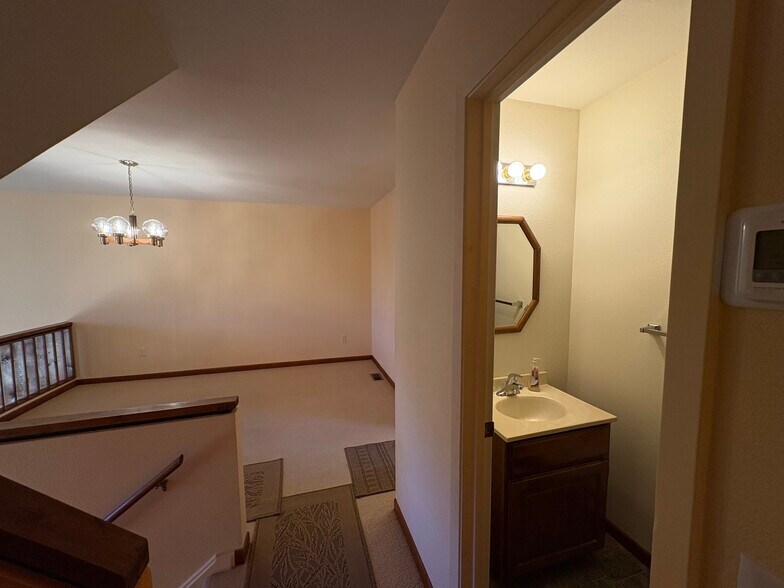 Building Photo - 1214 Clark Ave