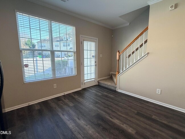 Building Photo - 651 Cupola Dr