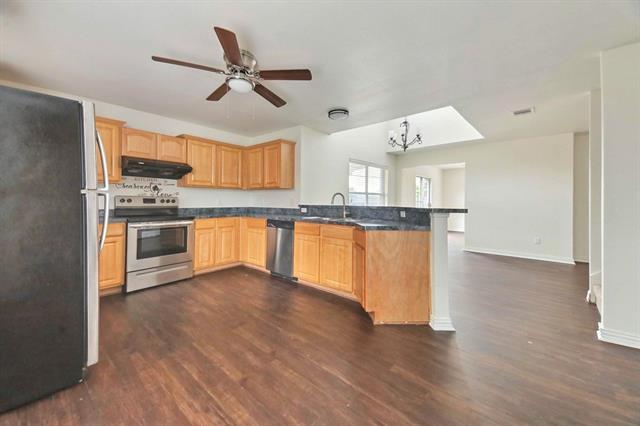 Building Photo - 4707 Valleyview Dr