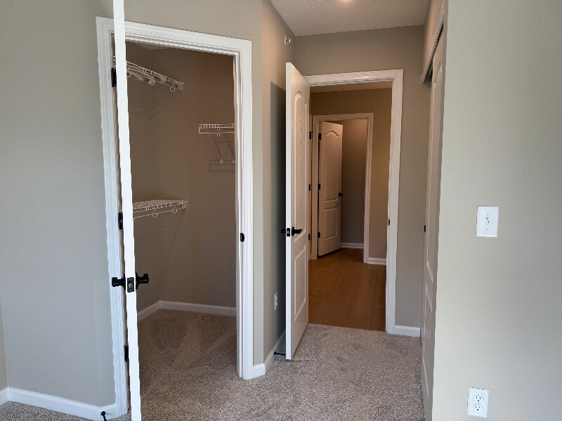 Building Photo - 510 Glenhaven Wy