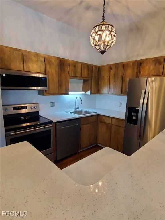 Building Photo - 5713 Foxlake Dr