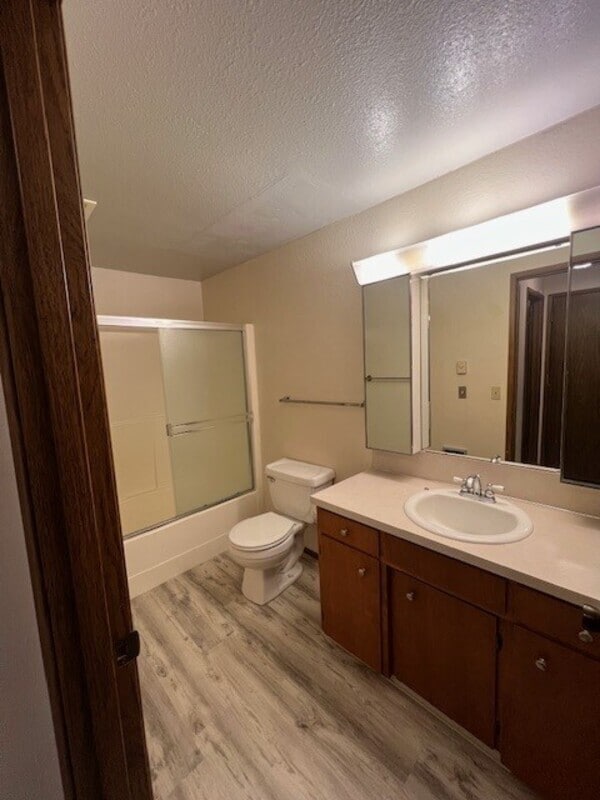 Building Photo - 106 La Villa Dr