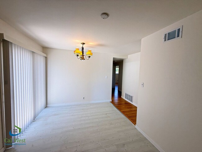 Building Photo - 3174 Colfax Ct