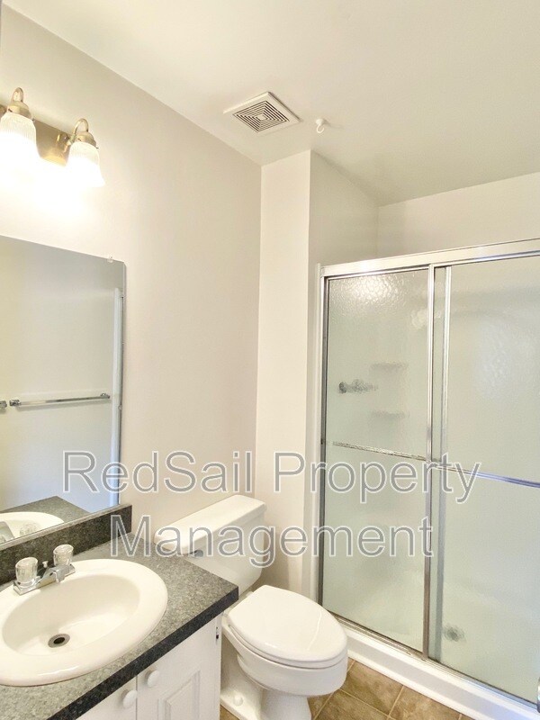 Building Photo - 1058 Willow Green Dr