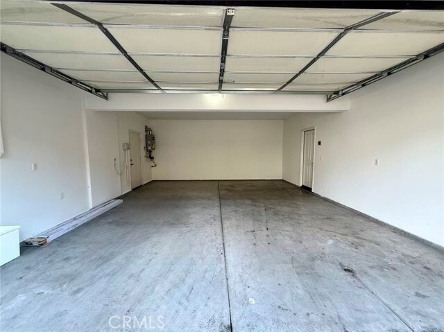 Building Photo - 310 Bronze