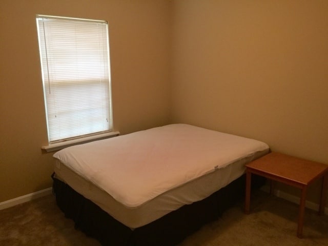 Building Photo - Great Home in Shelbyville!