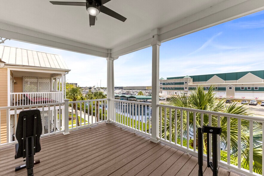 Building Photo - 11780 Anglers Club Dr