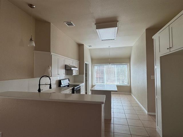 Building Photo - 2069 Whispering Cove