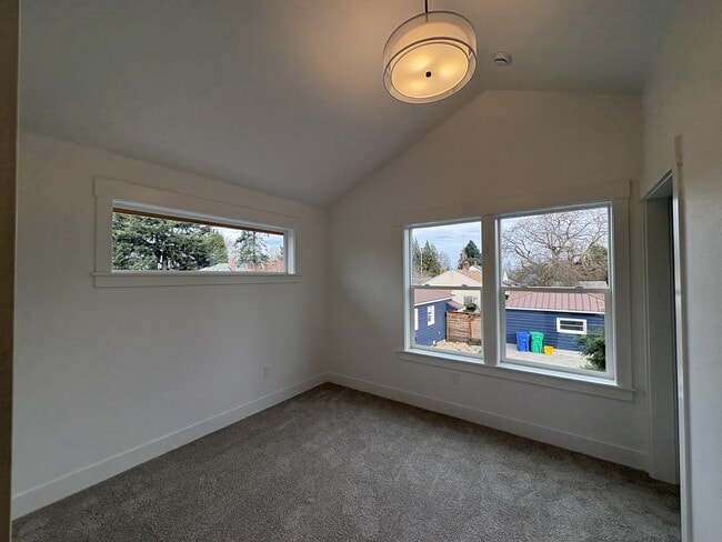 Building Photo - 6960 NE 18th Ave