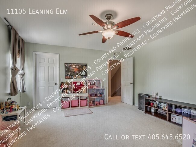 Building Photo - 11105 Leaning Elm Rd