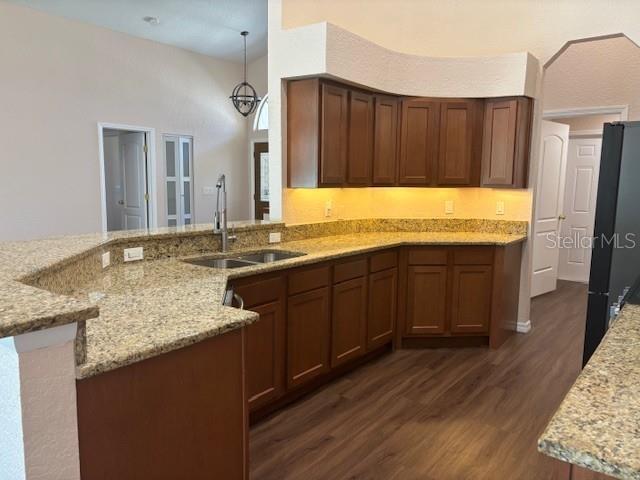 Building Photo - 736 Sunflower Dr