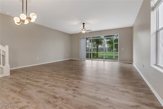 Building Photo - 815 Hampton Cir