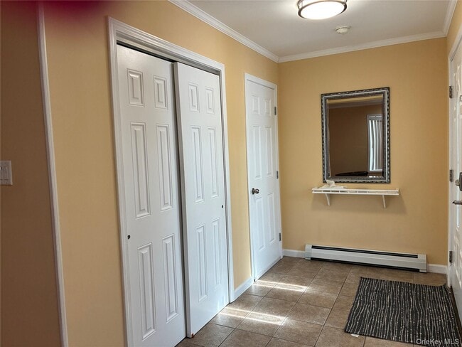 Building Photo - 24 Alice Ct