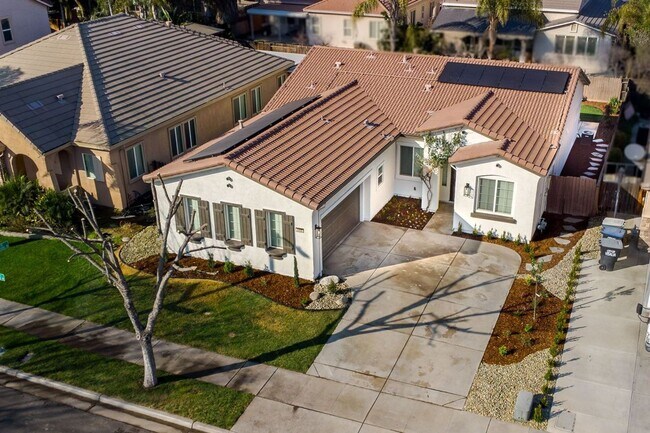 Building Photo - 3350 W Stewart Ave