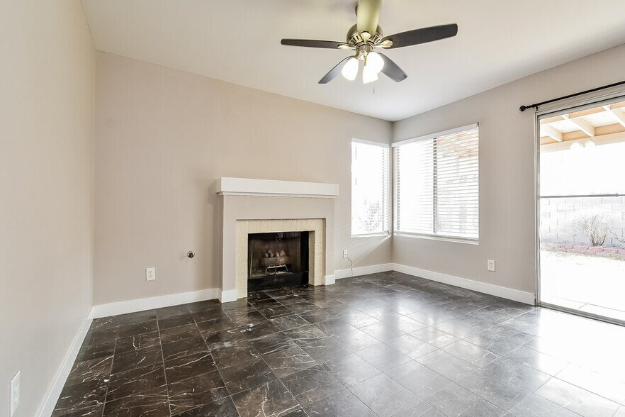 Building Photo - 1423 Grey Knoll Cir