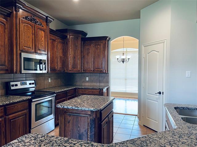 Building Photo - 2621 Cedar Falls Dr