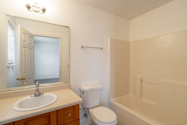 Building Photo - 3384 Sawtooth Dr