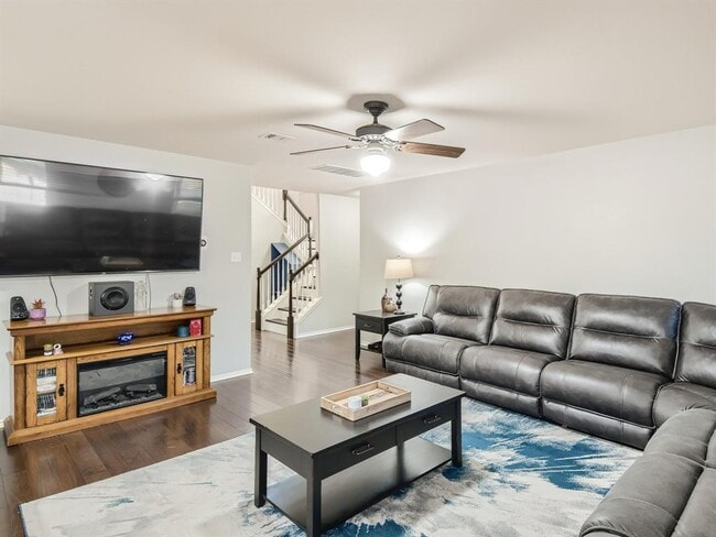 Building Photo - 2405 Christoff Loop