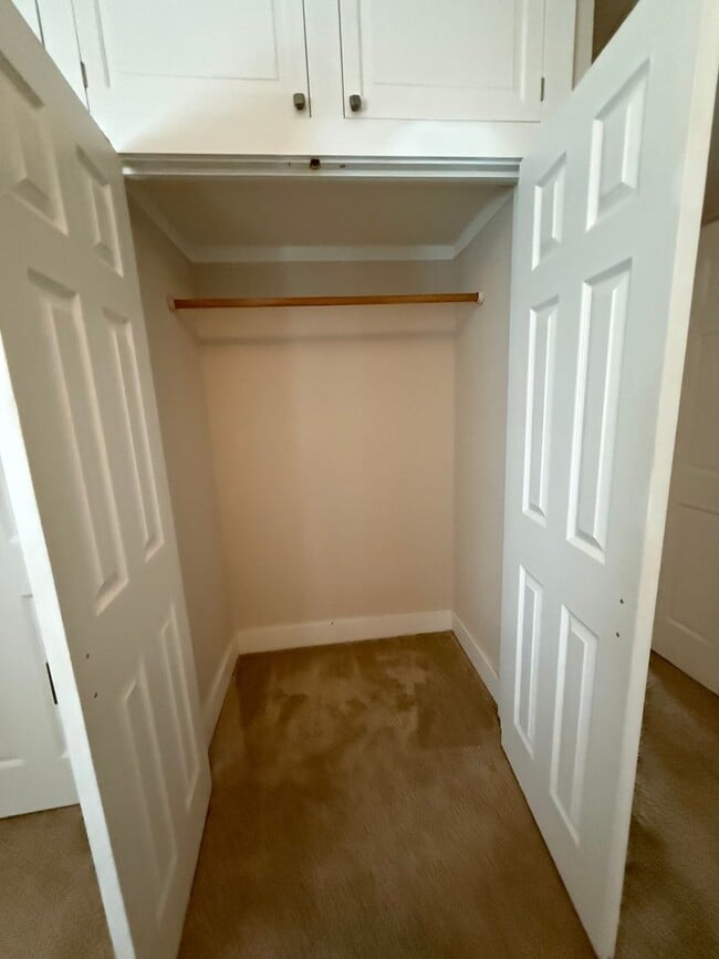 Building Photo - Stunning Bay View Retreat – Fully Furnished 2 Bed / 2 Bath Near Charleston