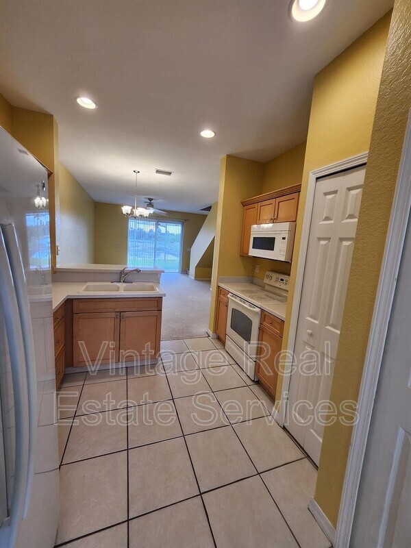 Building Photo - 11076 Winter Crest Dr