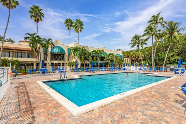 Building Photo - 9470 Poinciana Pl