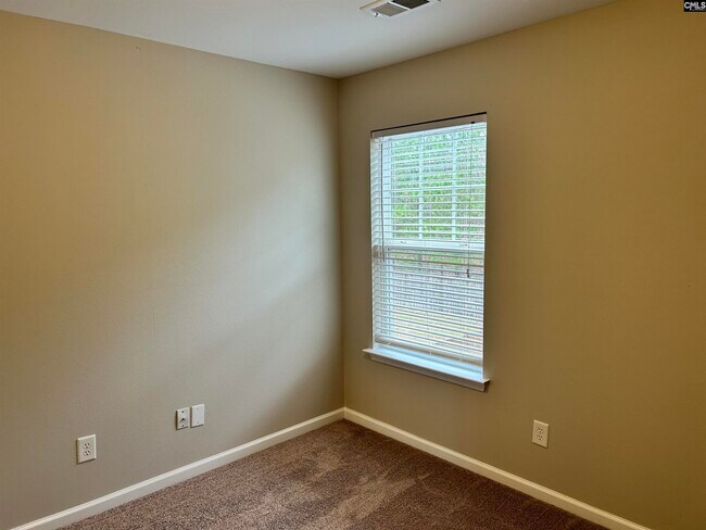 Building Photo - 454 Westmoreland Rd