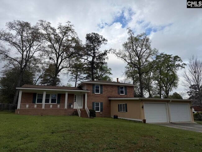 Building Photo - 511 Shady Ln