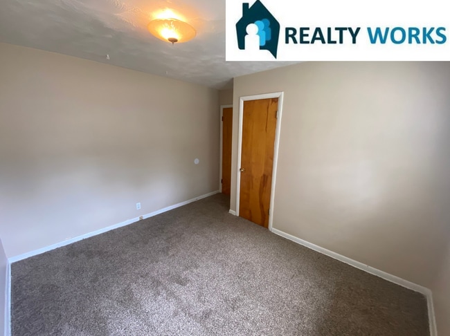 Building Photo - Great 3 bedroom home available in north Lincoln.