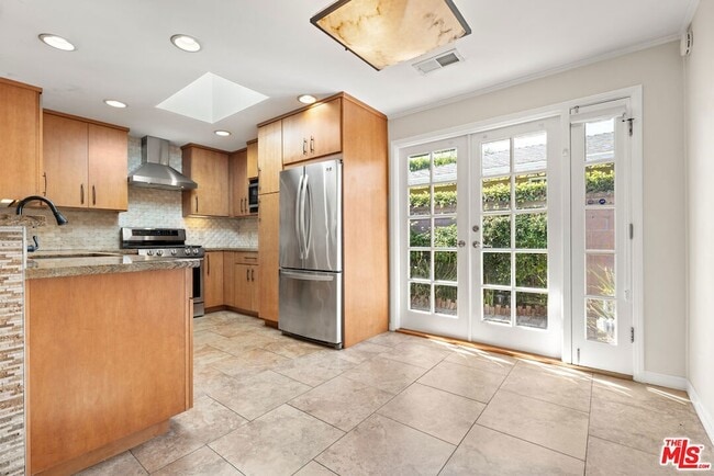 Building Photo - 8255 Tuscany Ave