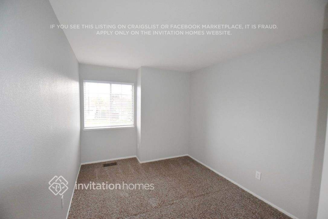 Building Photo - 1368 Northwood Dr