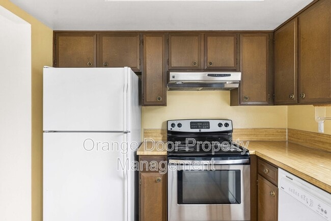 Building Photo - 13410 115th Ave NE