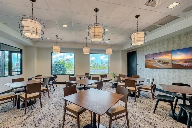 Building Photo - 9312 Tequila Sunrise Dr