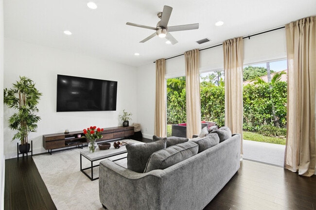 Building Photo - 101 Mill Pond Ln