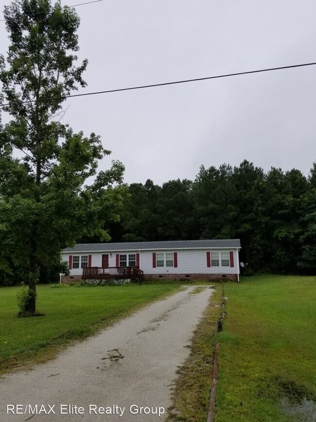 Primary Photo - 3 br, 2 bath House - 213 Petteway Drive