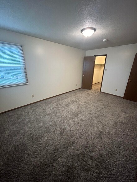 Building Photo - 1014 Hancock Dr