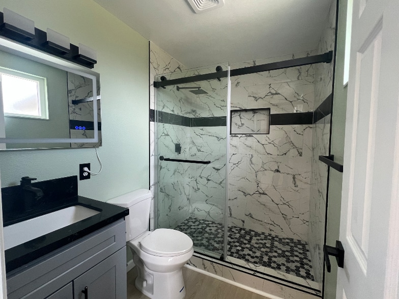 Building Photo - 6382 Yale Cir