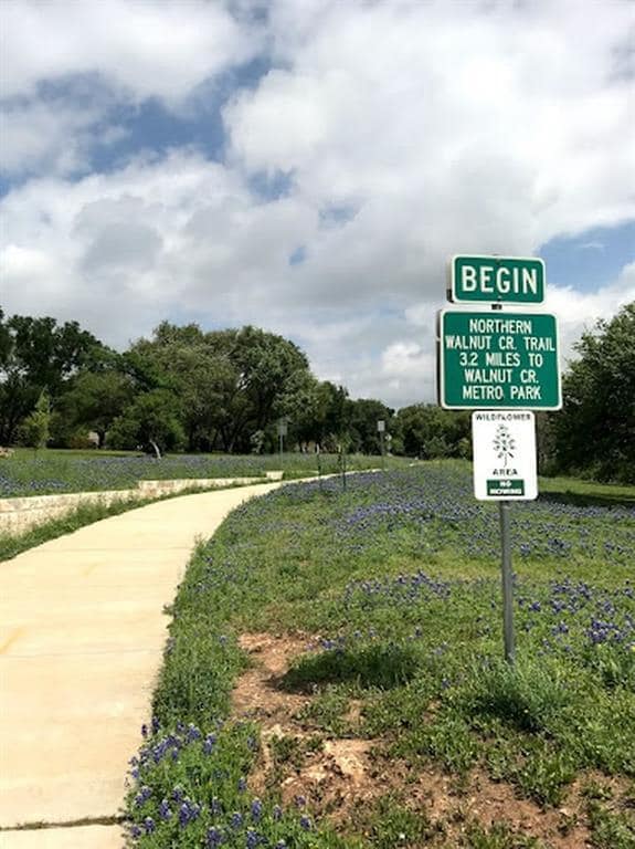Building Photo - 3504 Gable Dr