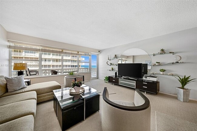 Building Photo - 4010 Galt Ocean Dr