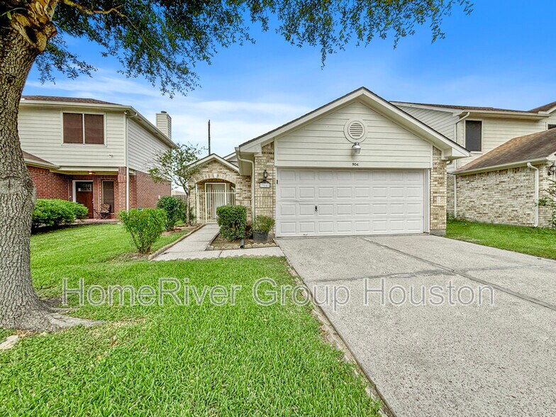 Primary Photo - 904 Wilaby Ln