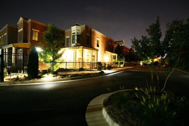 Primary Photo - 4664 Magnolia Commons