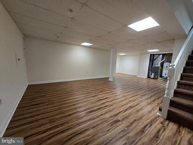 Building Photo - 271 Ashton Ct