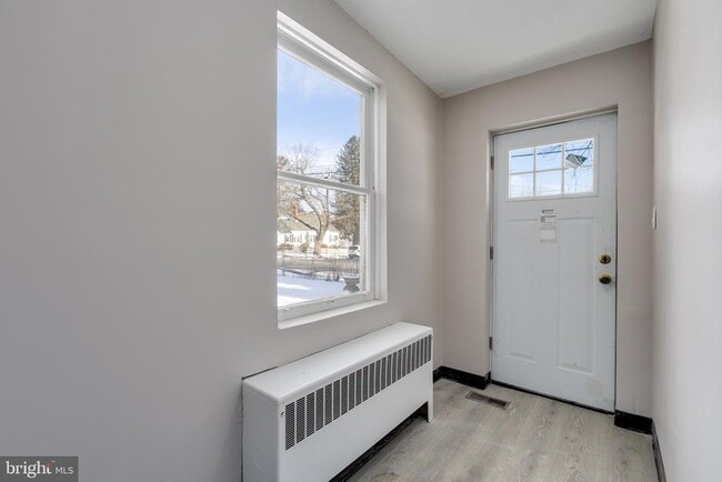 Building Photo - 4211 Garrett Rd