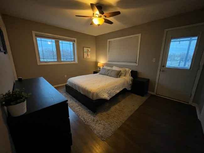 Building Photo - 316 E Stewart St