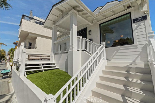 Building Photo - 1200 Manhattan Ave