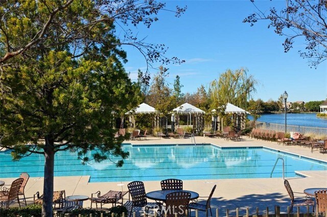 Building Photo - 40485 Amesbury Ln