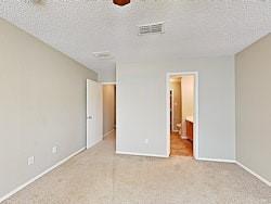Building Photo - 1132 Sandalwood Dr