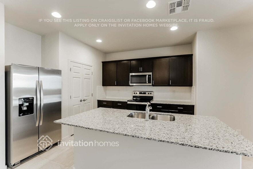 Building Photo - 25313 W Chipman Rd