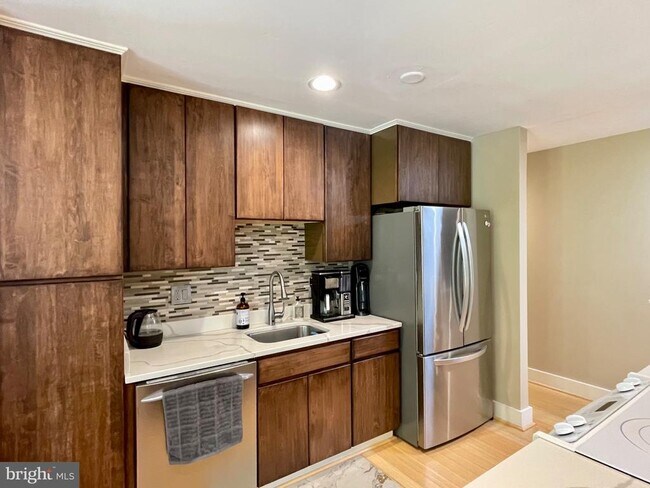 Building Photo - 11302 Gatesborough Ln